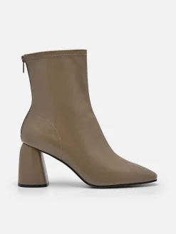 Alana Heel Boots