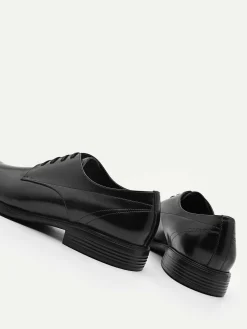 Altitude Leather Derby