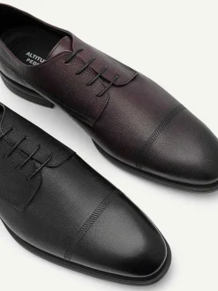 Altitude Lightweight Embossed Derby Shoes