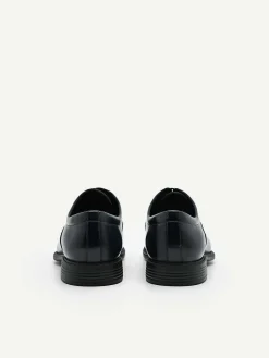 Altitude Lightweight Leather Oxford Shoes