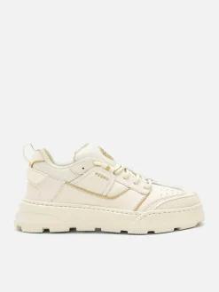 Arc Court Sneakers