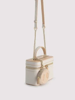 Ari Boxy Shoulder Bag