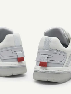 Eos Sneakers