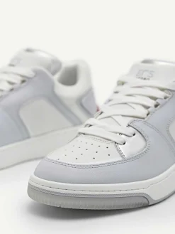 Eos Sneakers
