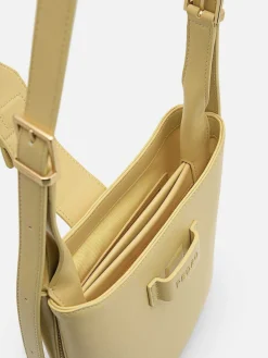 Fadia Shoulder Bag