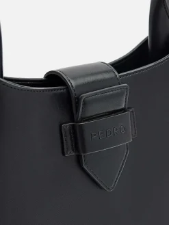 Fadia Shoulder Bag