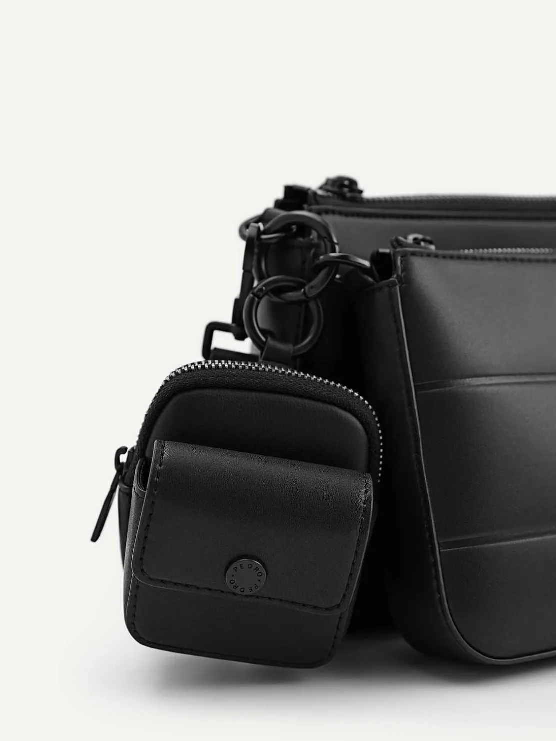 Frank Sling Bag With Earphone Holder