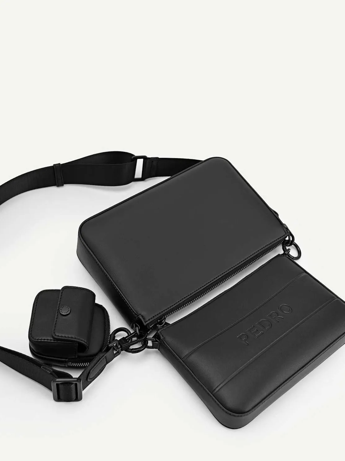 Frank Sling Bag With Earphone Holder