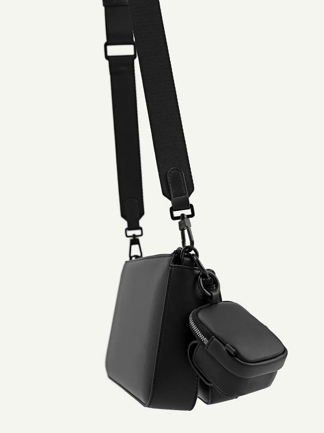 Frank Sling Bag With Earphone Holder