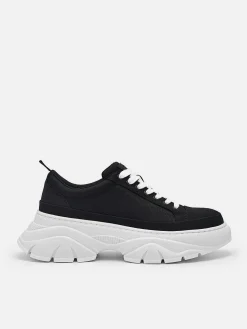 Hybrix Sneakers