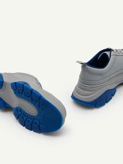 Hybrix Sneakers