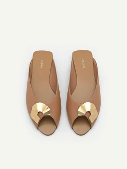 Iris Flat Sandals
