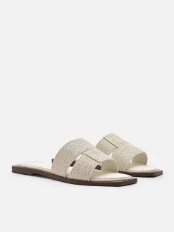 Iza Flat Sandals