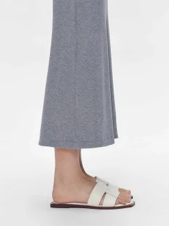 Iza Flat Sandals