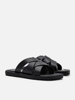 Izzie Flat Sandals
