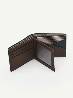 Leather Bi-Fold Flip Wallet