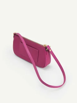 Leather Chain Detailed Shoulder Bag