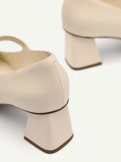 Mastaba Heels