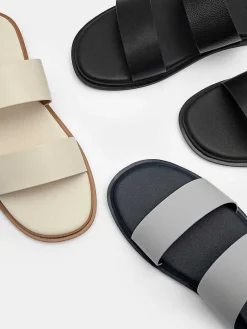 Oliver Slide Sandals