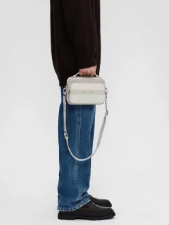 Smith Sling Bag