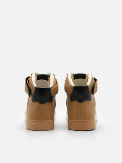Stride Sneakers