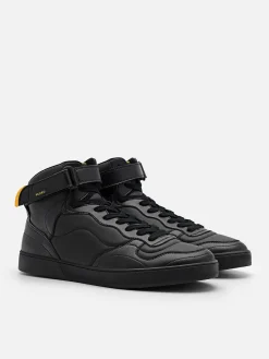 Stride Sneakers