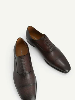 Textured Leather Oxford Shoes