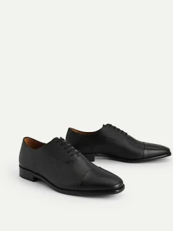 Textured Leather Oxford Shoes