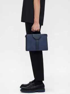 Truman Sling Bag